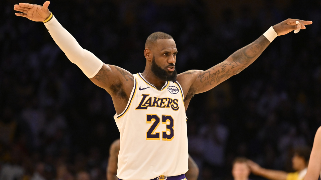 Sem LeBron James, Lakers somam 12 derrotas na NBA; Cavaliers vencem e lideram