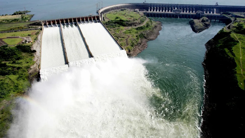 Itaipu vai repassar R$ 3,2 bi para conta de luz e reserva técnica